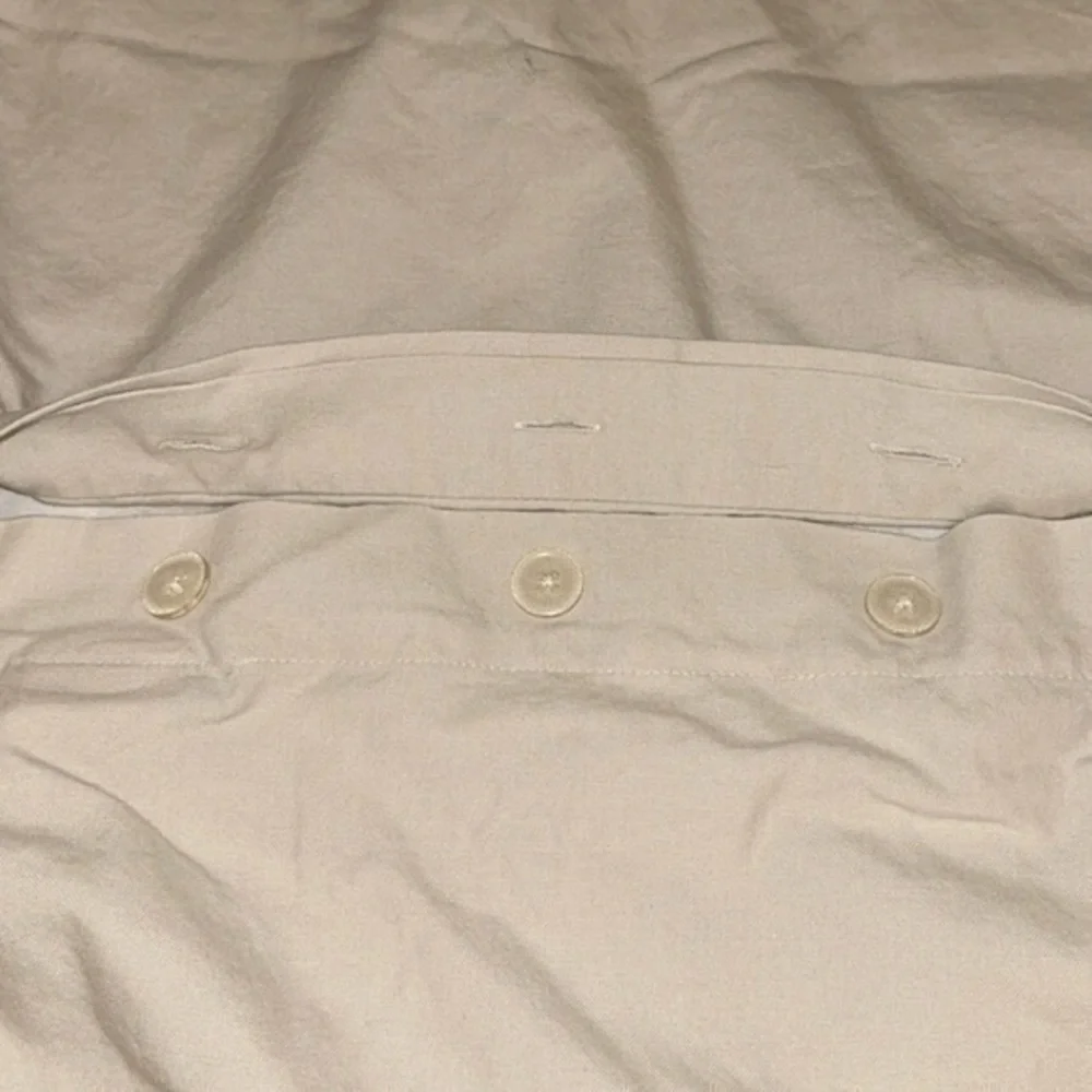 Pottery‎ Barn 100% Cotton Floral Embroidered Lumbar Pillow Cover 16x26